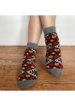 Red & Gray Pattern Wool Blend Women Crew Socks
